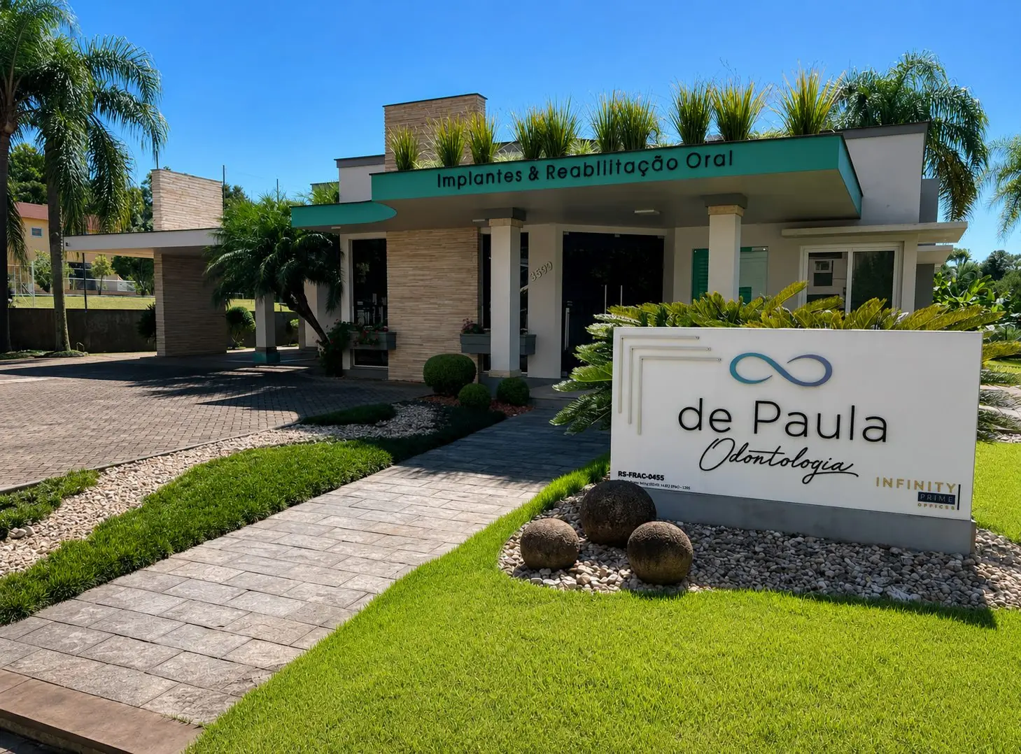 Vista externa da clínica De Paula Odontologia