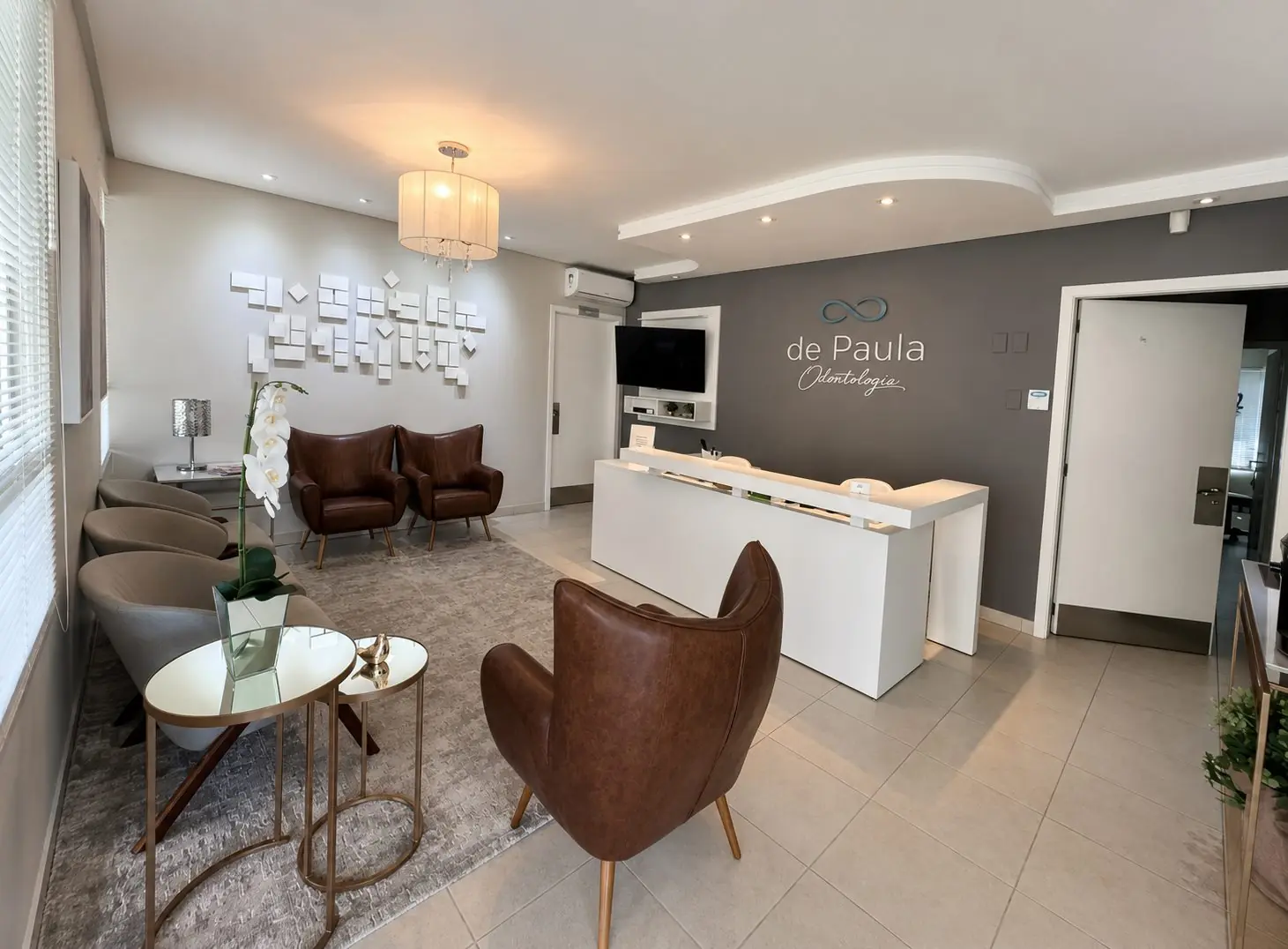 Recepção da clínica De Paula Odontologia